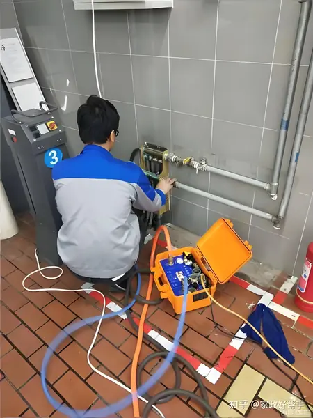 Dịch vụ súc rửa vệ sinh đường ống nước sinh hoạt tại Đà Nẵng